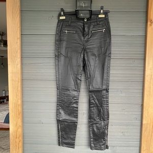 7 for all mankind black high rise skinny wax jeans size 26